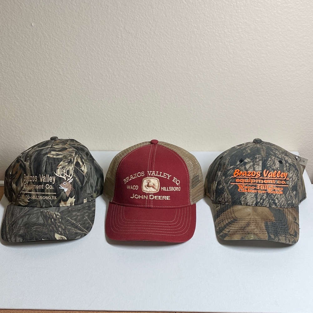John Deere fitted hats lot of 3